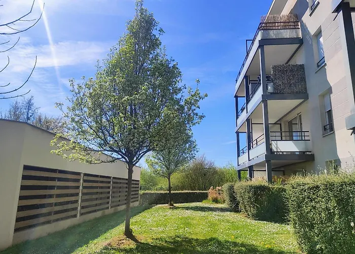 Le Salluste Cosy T2 With Balcony In Апартаменты Страсбург