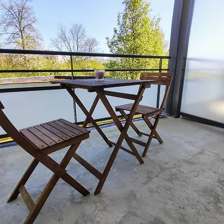 Le Salluste Cosy T2 With Balcony In